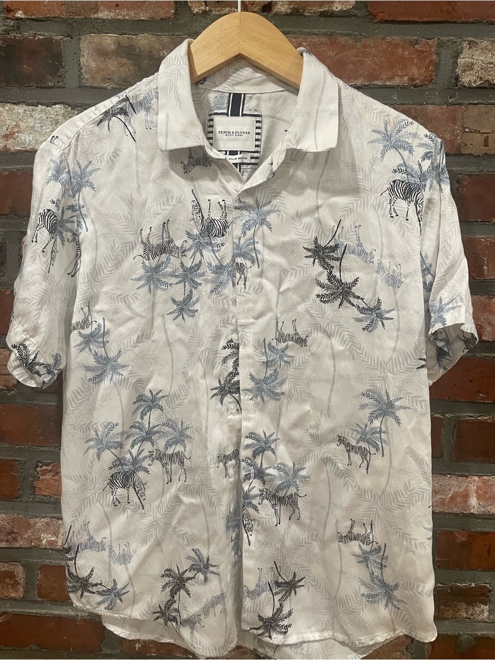Denim & Flower White Short-Sleeve Tropical Zebra Print Shirt